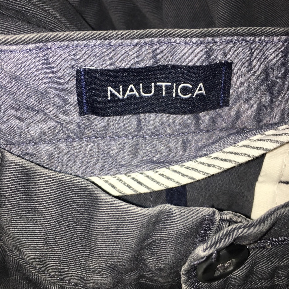 NAVY NAUTICA KHAKI PANTS 32X34